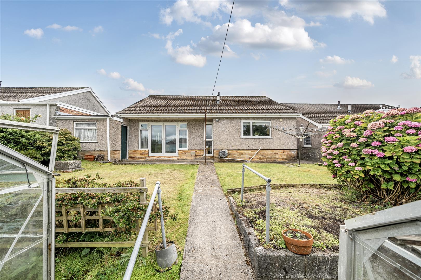 Heol Will George, Waunarlwydd, Swansea, SA5 4RS